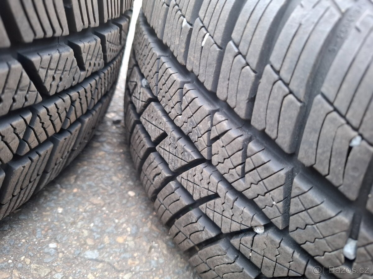 Zimní kola Octavia 4 205/60/16 ET46 5x112 - 7