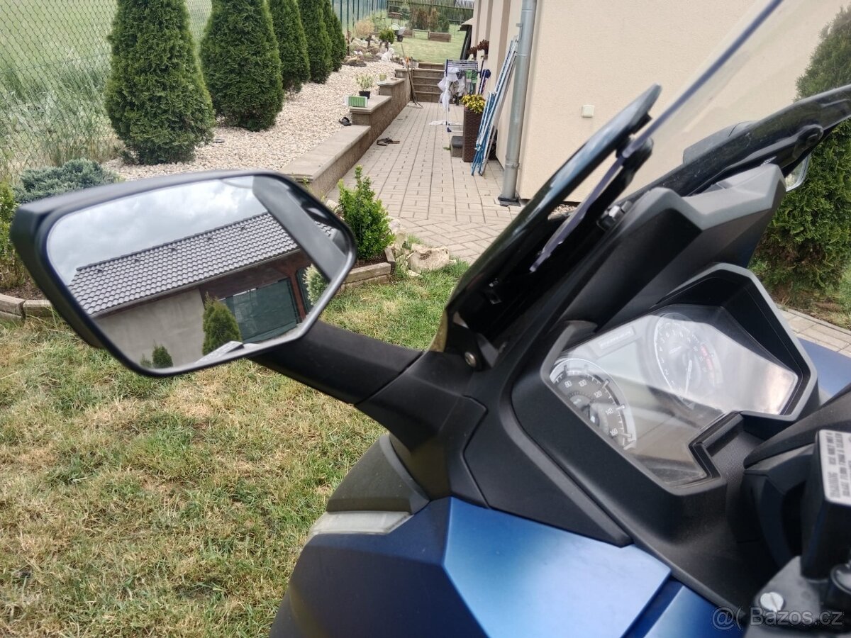 Honda Forza 125 - 7