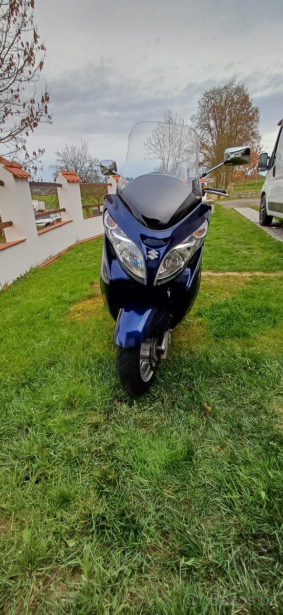 Suzuki Burgman 400 - 7