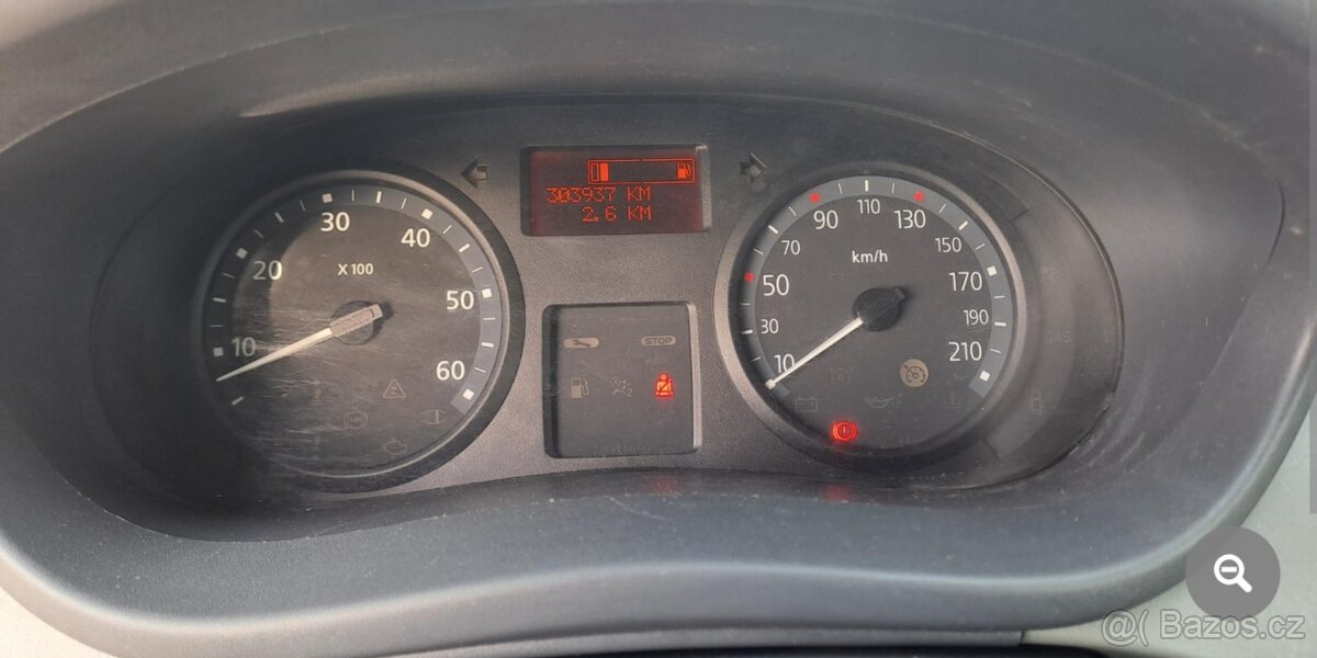 Renault Trafic 2,0 DTI 84 kW Long r. v 2011 - 7