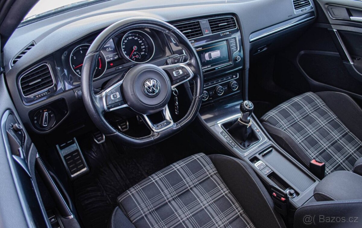 Volkswagen Golf GTD Combi - 7