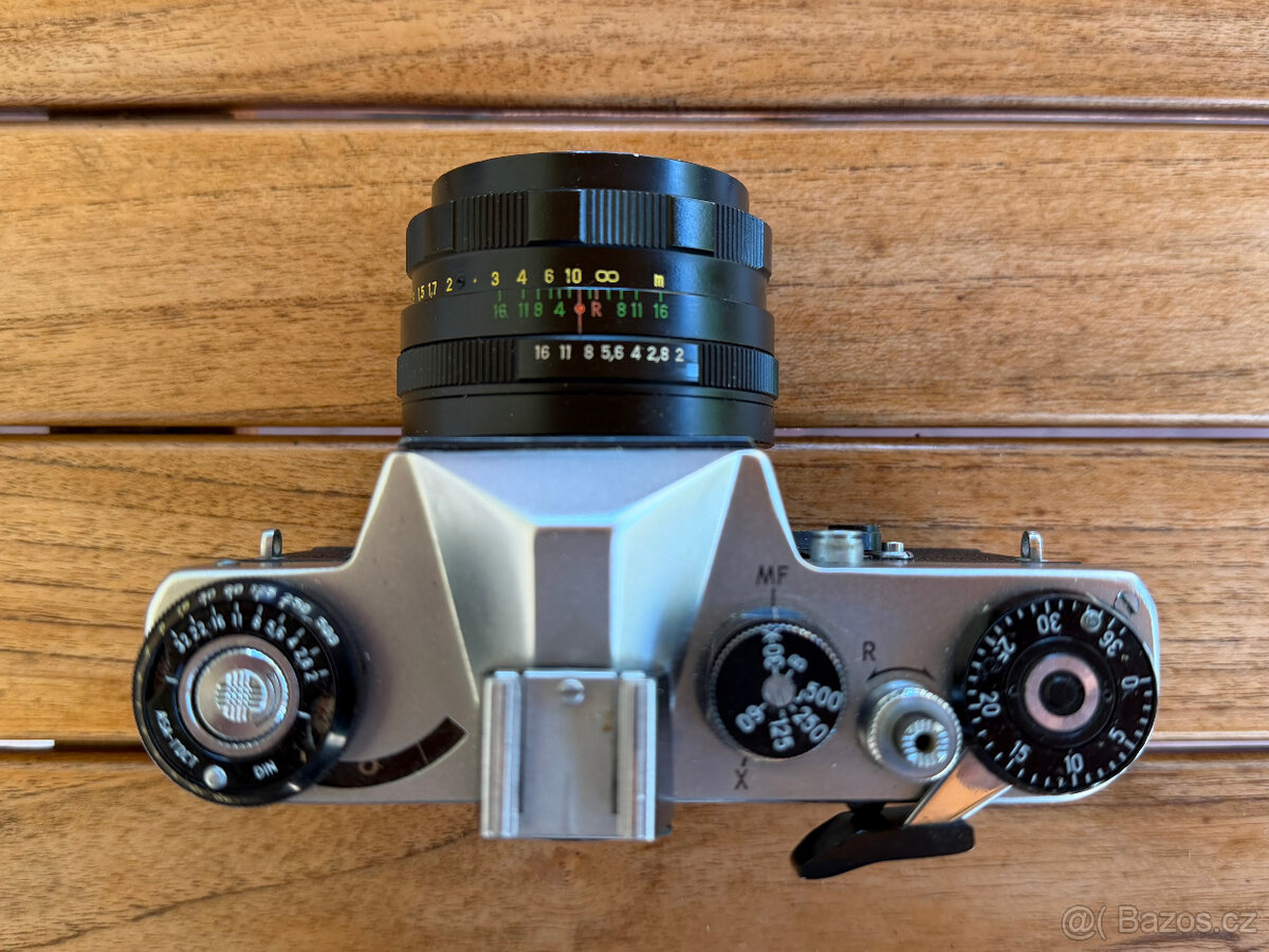 Zenit EM Helios 58/2, síťový blesk SB 235 - 7