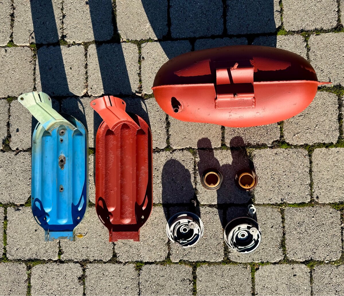 Stadion, Jawa 50 Jawetta - díly - 7