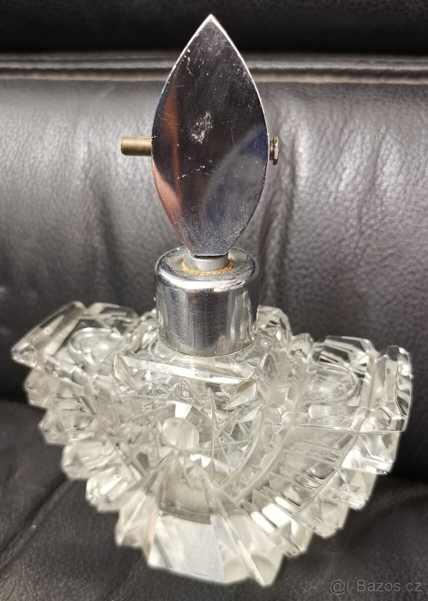 Bohemian Czech Art Deco Glass broušený flakon na parfém - 7
