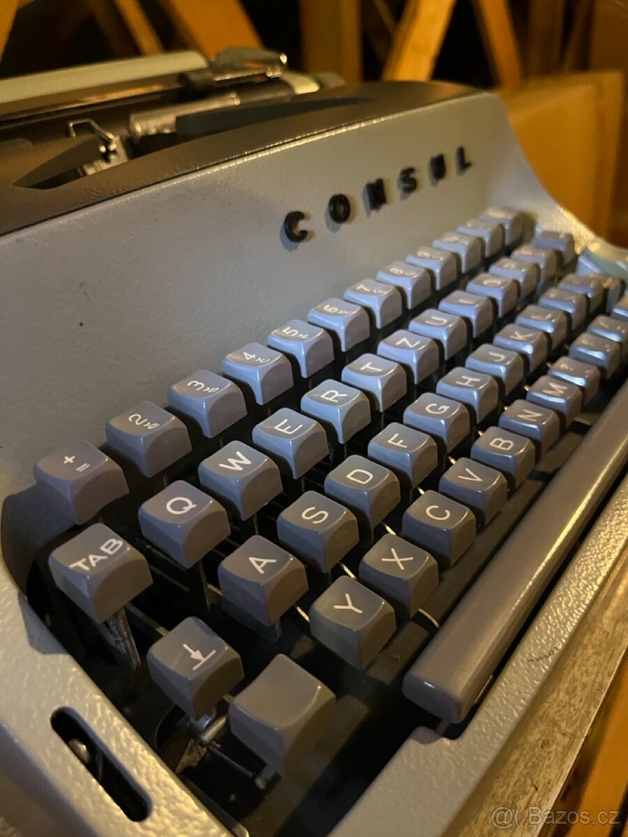 Přenosný psací stroj Consul 221.1 (r.1970) – sběratelský set - 7