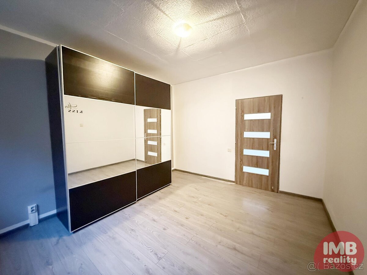 Prodej bytu 3+1 s lodžií v Kraslicích - 7