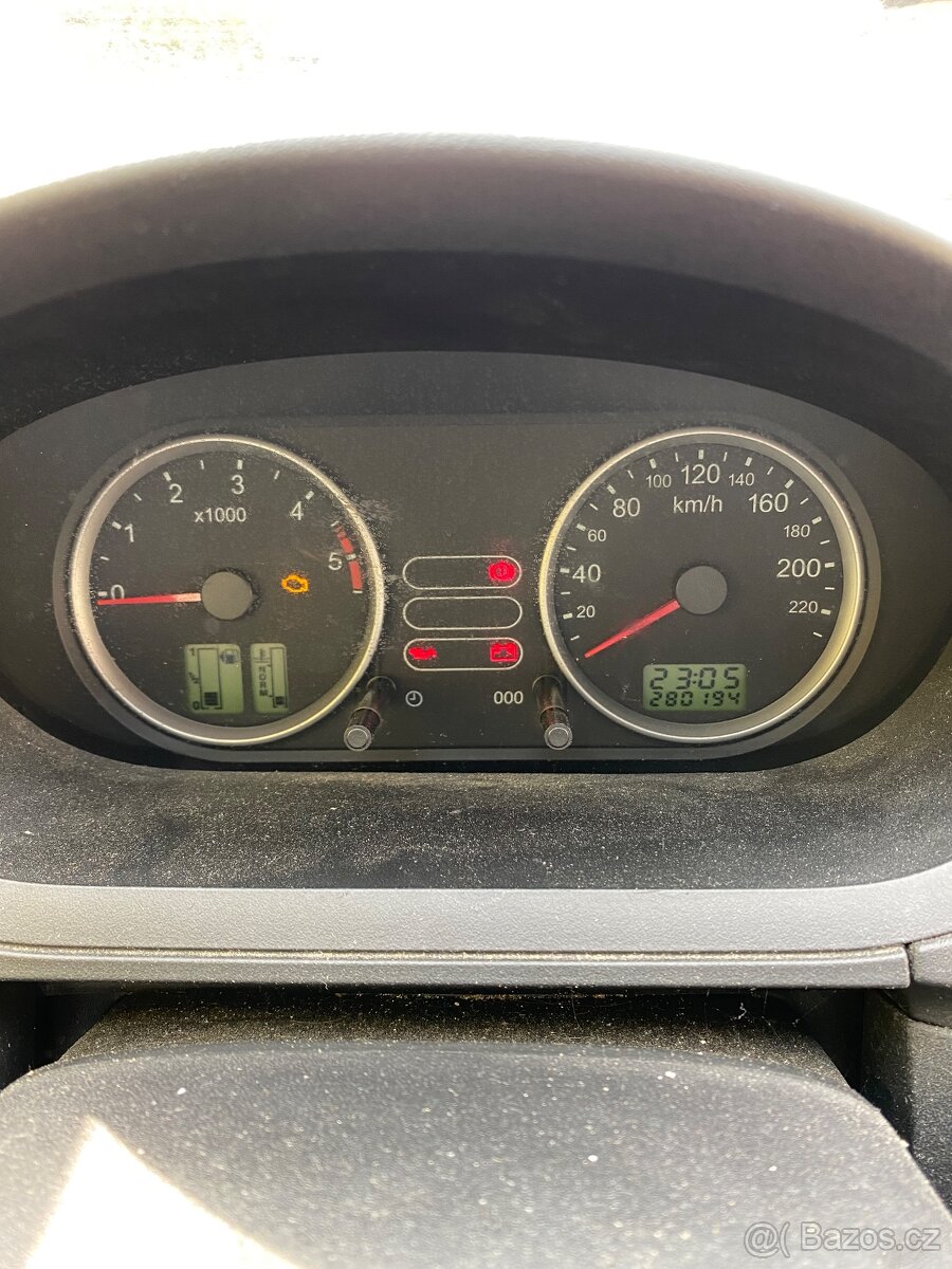 Ford fiesta - 7