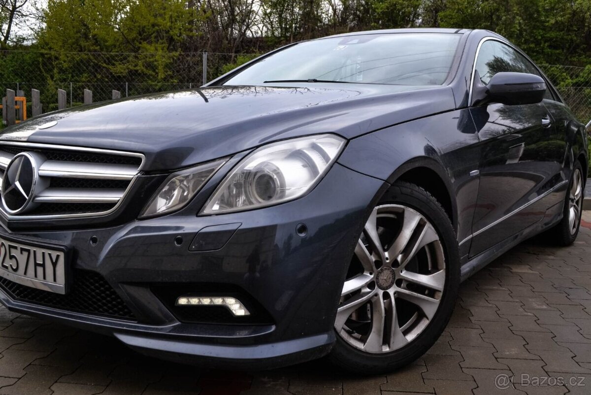 Mercedes Benz E 350 CGI coupe - 7