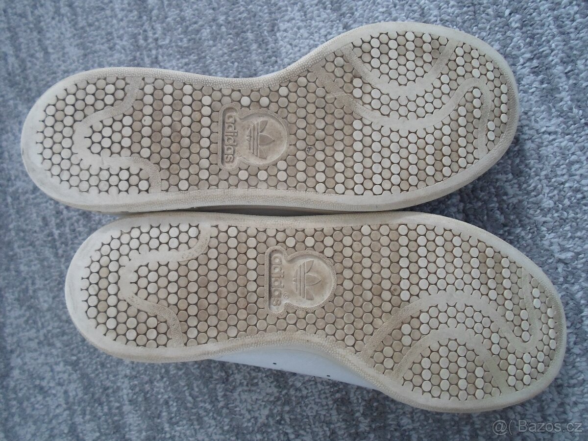 Bílé boty tenisky botasky Adidas . 39 - 7