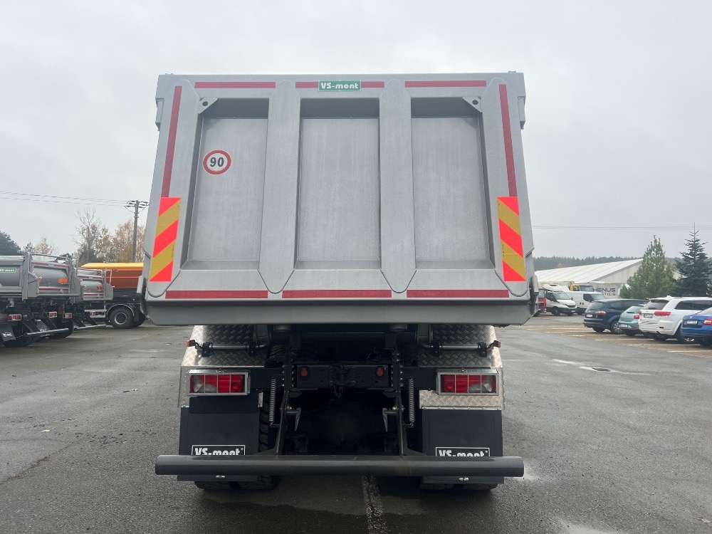 IVECO AD410T46W 8x8 jednostranný sklápěč S1H - 7