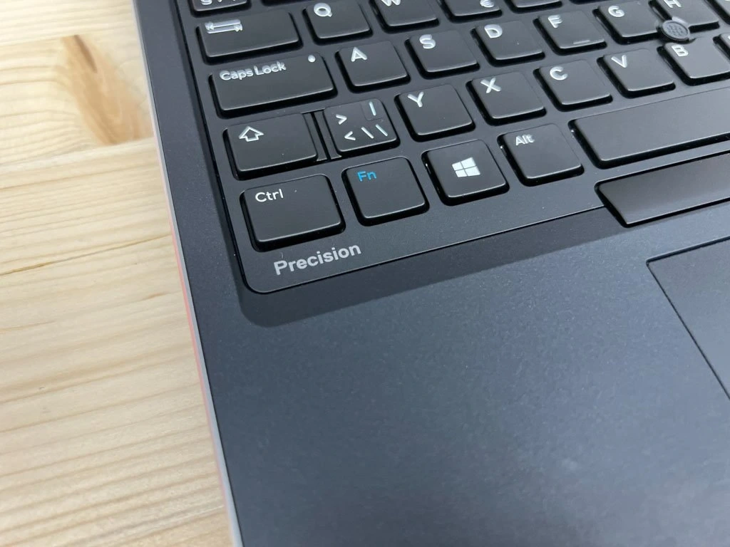 DELL Precision 7530 Workstation - 64 GB RAM - 2 TB SSD - 7