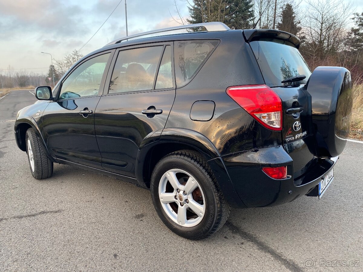 TOYOTA RAV4 2.2 D4D ROK 2009 BEZ KOROZE - 7
