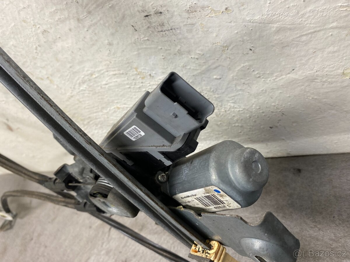 CITROEN PLURIEL 2003-2010 -PŘEDNÍ ELEKTRICKÉ STAHOVAČKY OKEN - 7