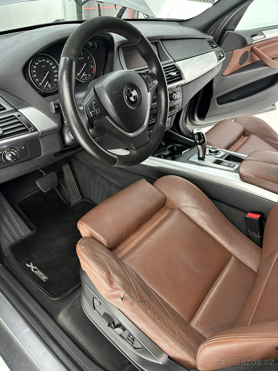 BMW X5 e70 s vadou motoru - 7