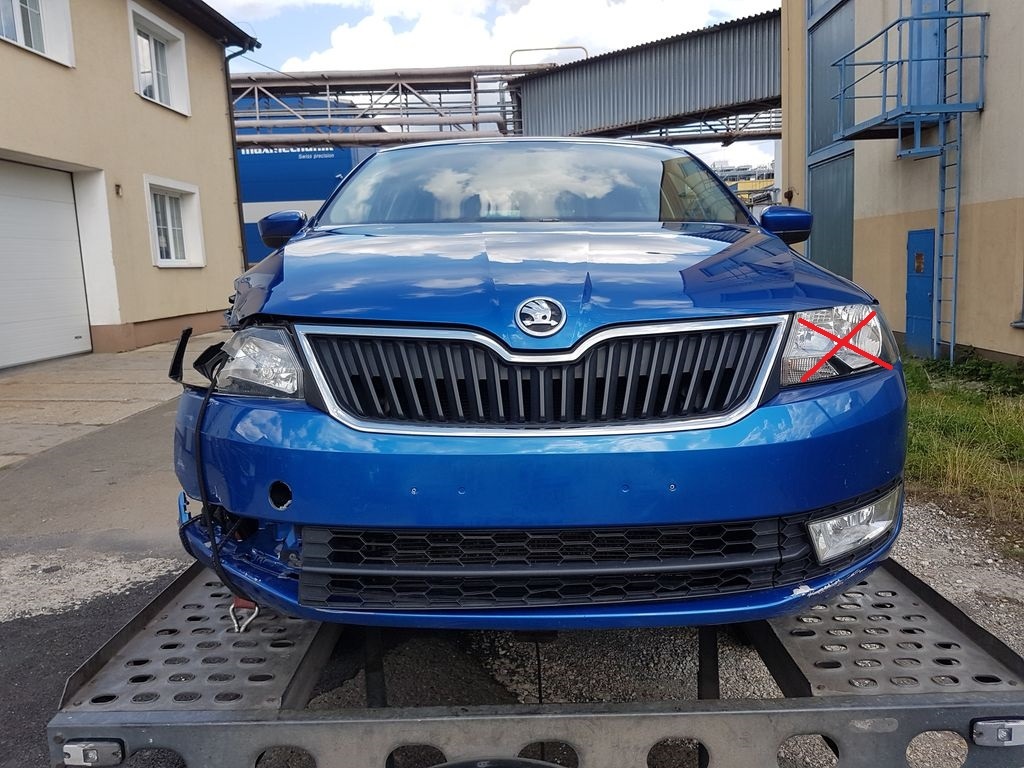 Škoda Rapid Spaceback modrý, 1,2 TSi 77 kW - ND z vozu - 7
