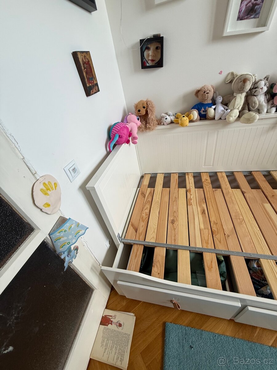 Postel IKEA Hemnes + matrace - 7