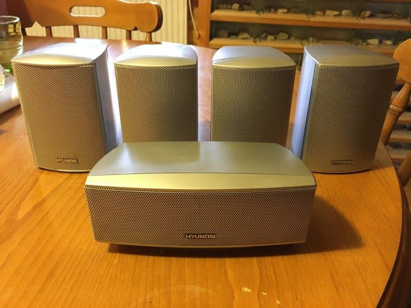 Prodám reproduktory + subwoofer - 7
