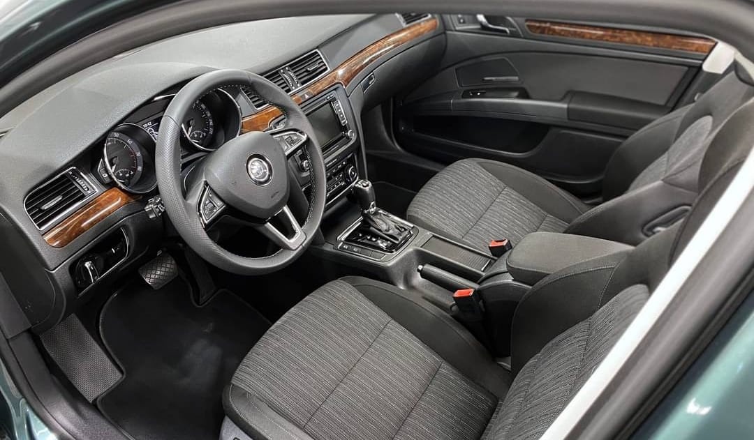 Škoda Superb 3,6 V6 4x4 - 7