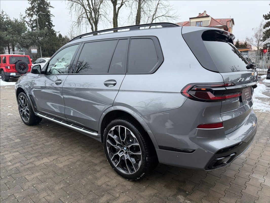 BMW X7 40d Xdrive Msport ČR 2023 - 7
