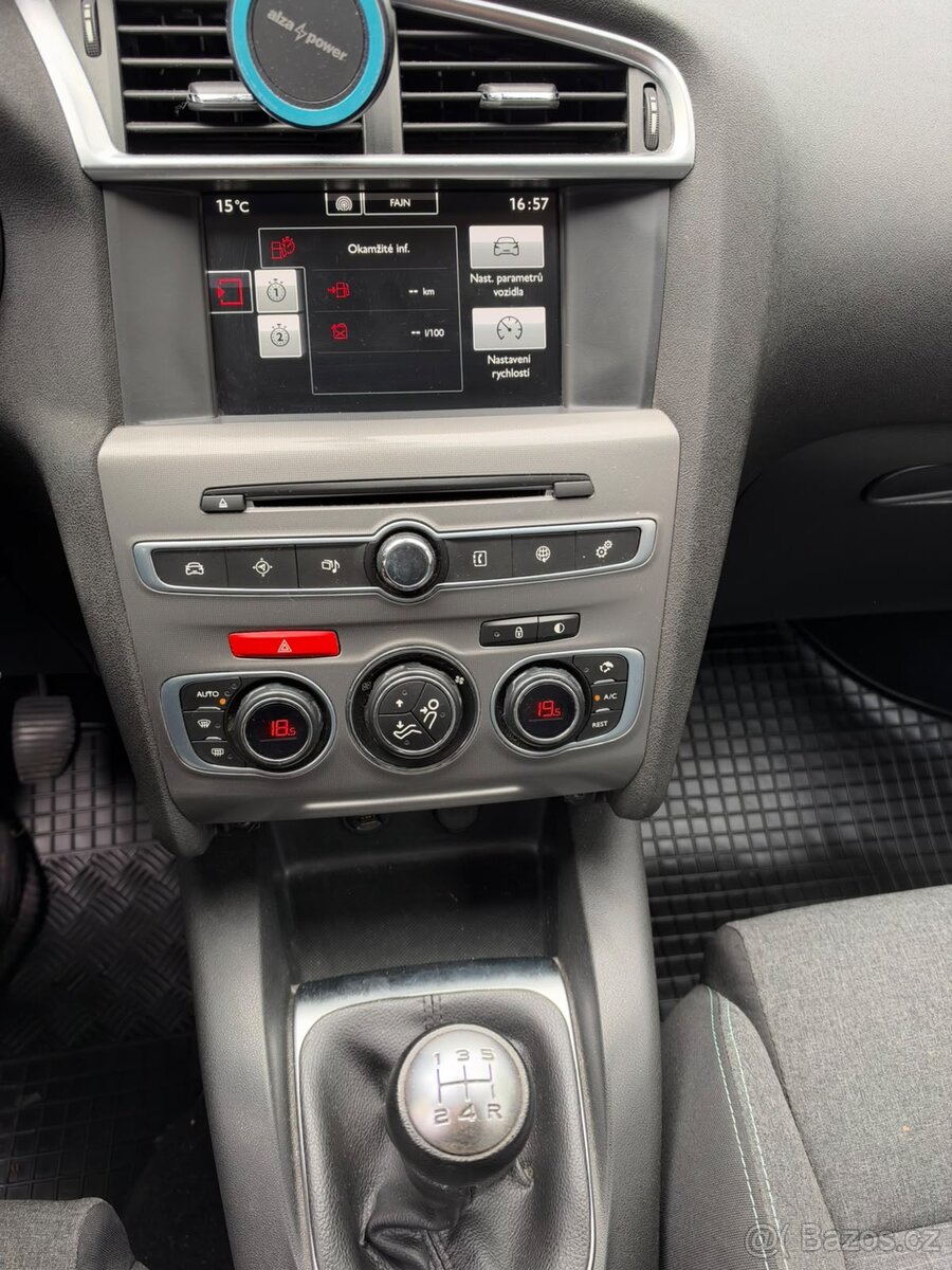 Citroën C4 1.6 HDi 75 kW 2016 NAVIGACE PARK.ASISTENT - 7