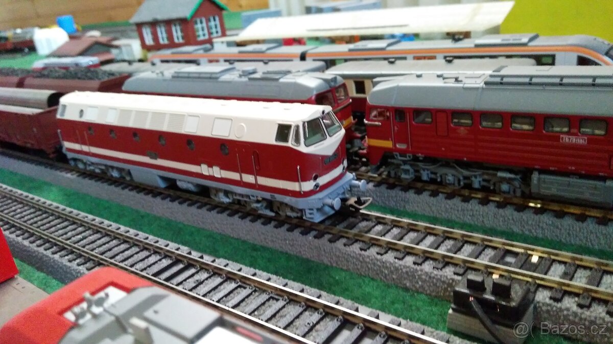 Prodám dieselovou lokomotivu Piko-H0 - 7