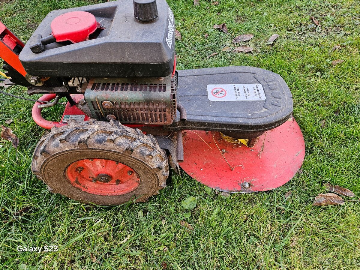 Bubnova sekačka DAKR - 7