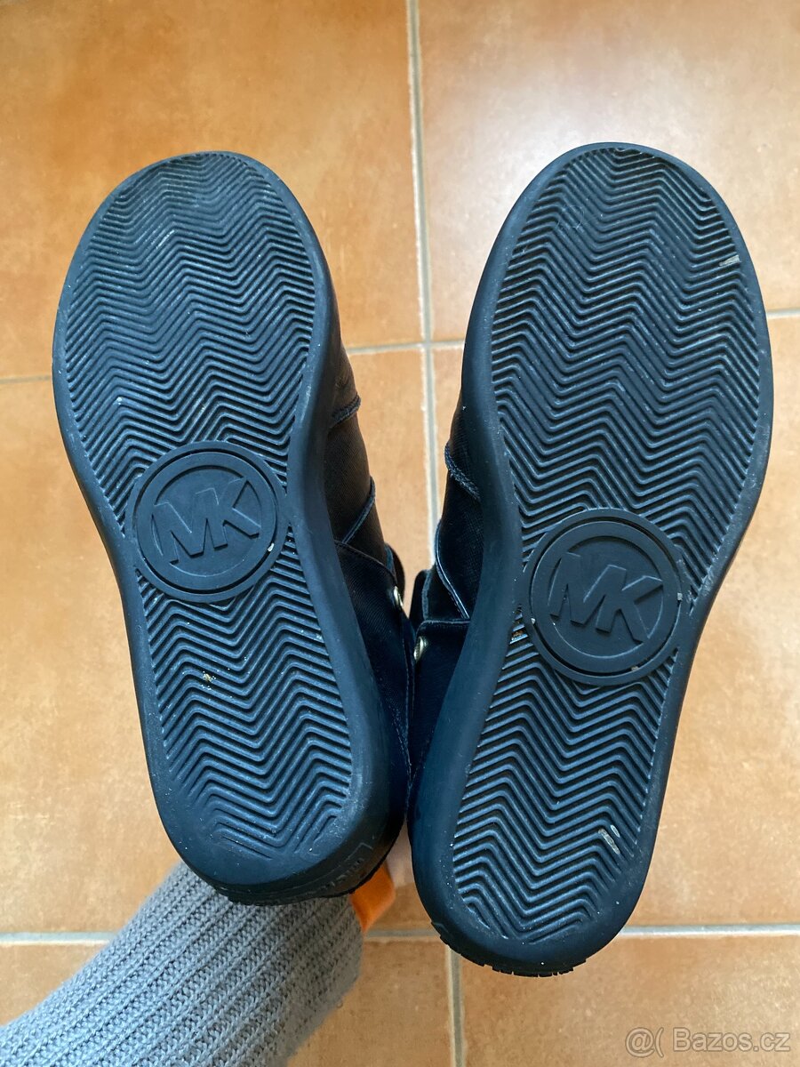 Kotníkové boty Michael Kors na klínku vel. 38 - 7