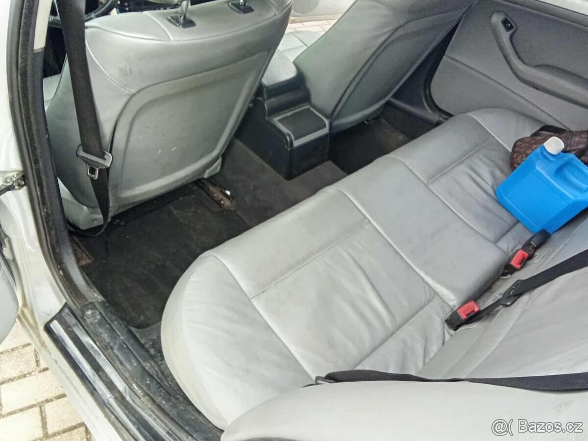 BMW e46 330D manuál 135kw - 7