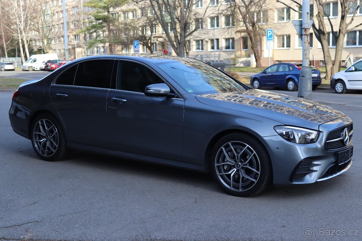 MERCEDES-BENZ E 400D 4MATIC AMG PAKET 243kW - 7