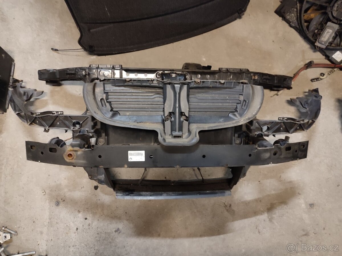 díly z vozu BMW E82 120d černá 475 - 7