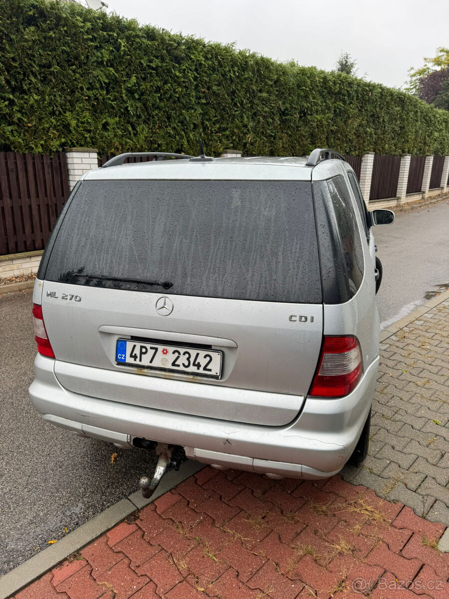 Mercedes-Benz ML 270 CDI, r.v. 2004 - 7