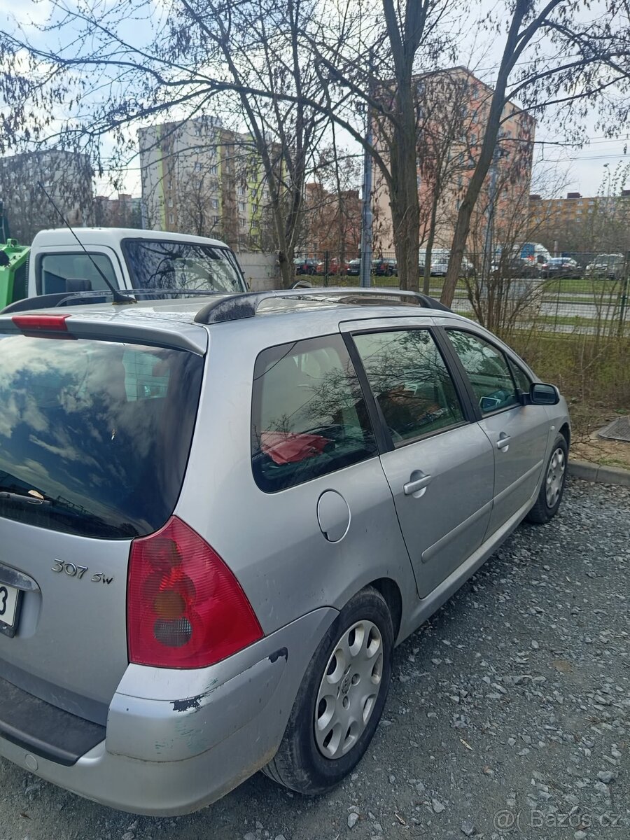 Peugeot 307 SW - 7