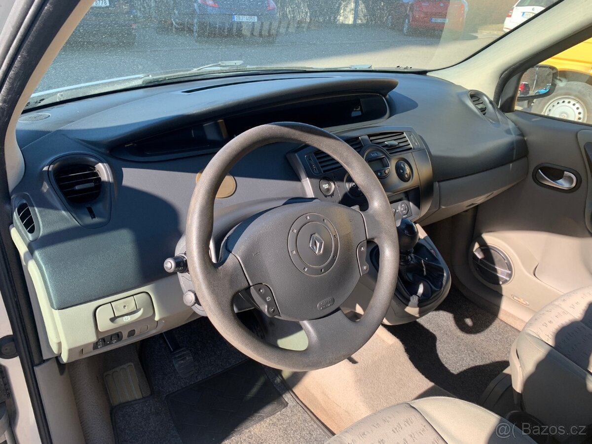 Renault Grand Scenic 1.9 dci - 7 míst - 7