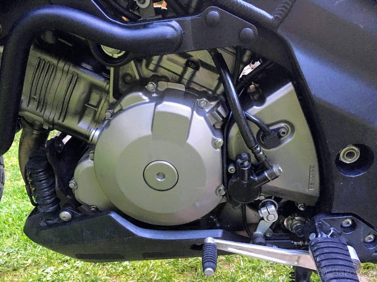 Suzuki DL 1000 V strom-super výbava-nové v ČR - 7