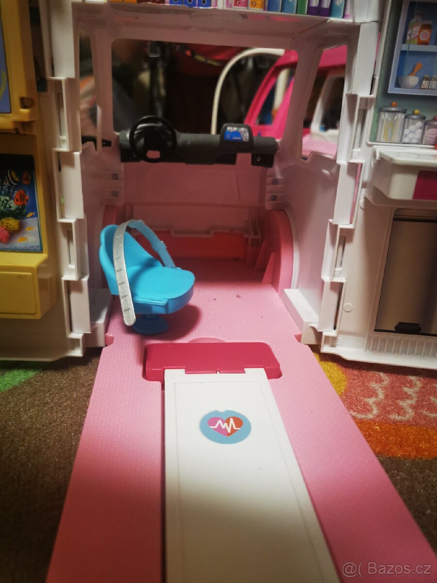 Barbie sanitka - 7