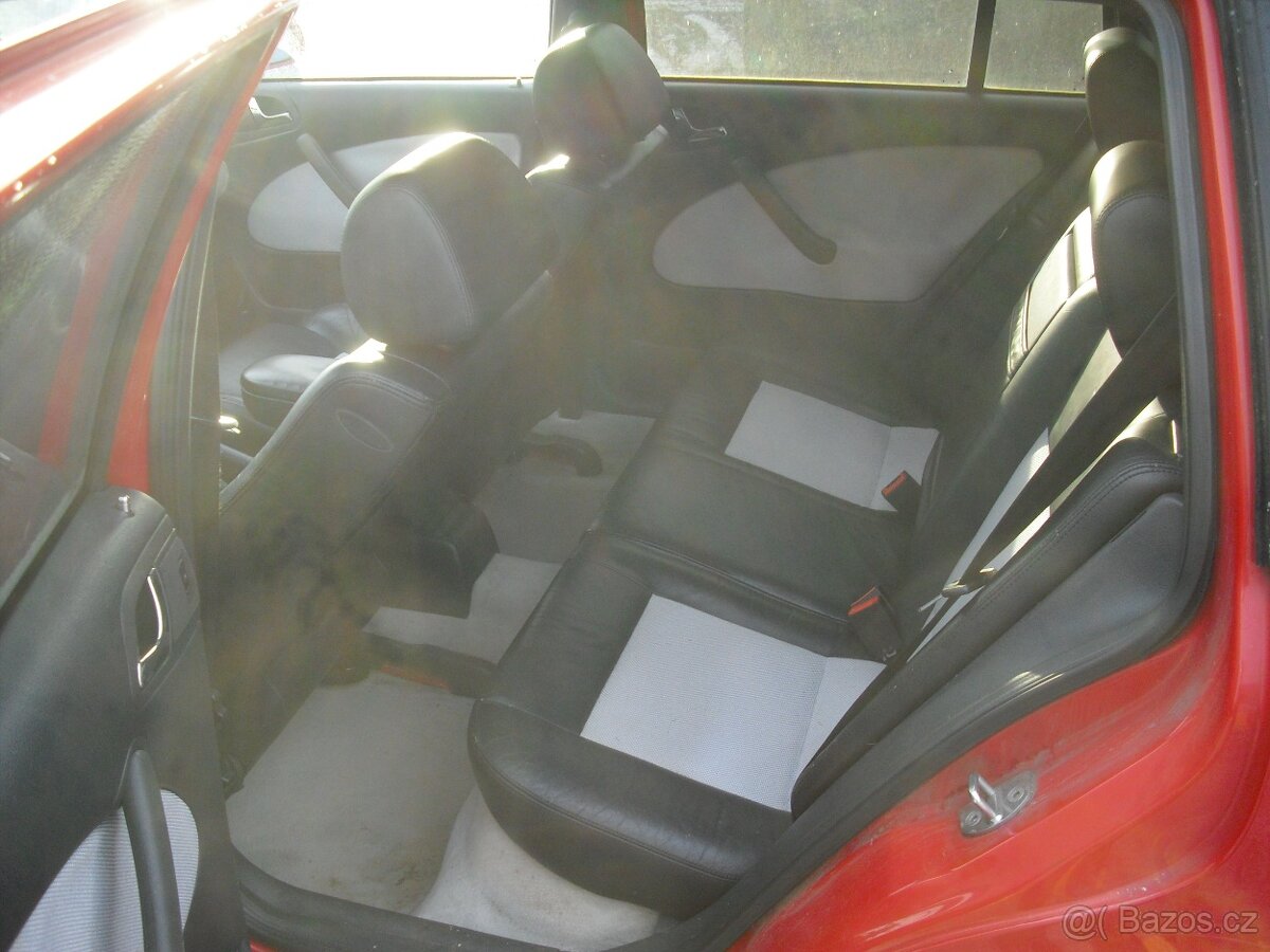 Skoda Octavia RS1 Kombi - 7