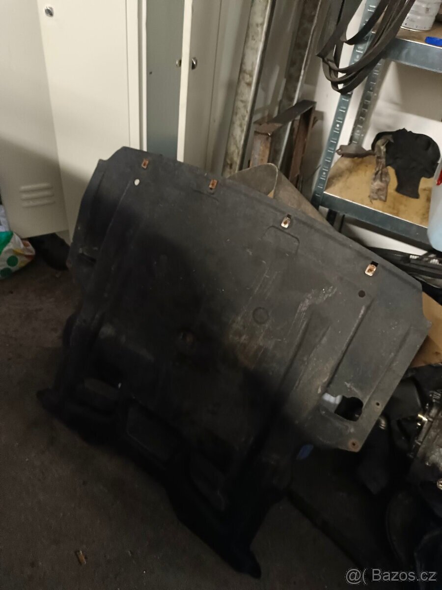 Spodní kryty BMW e60 e61, F10 F11 podběhy /nadkolí a další - 7