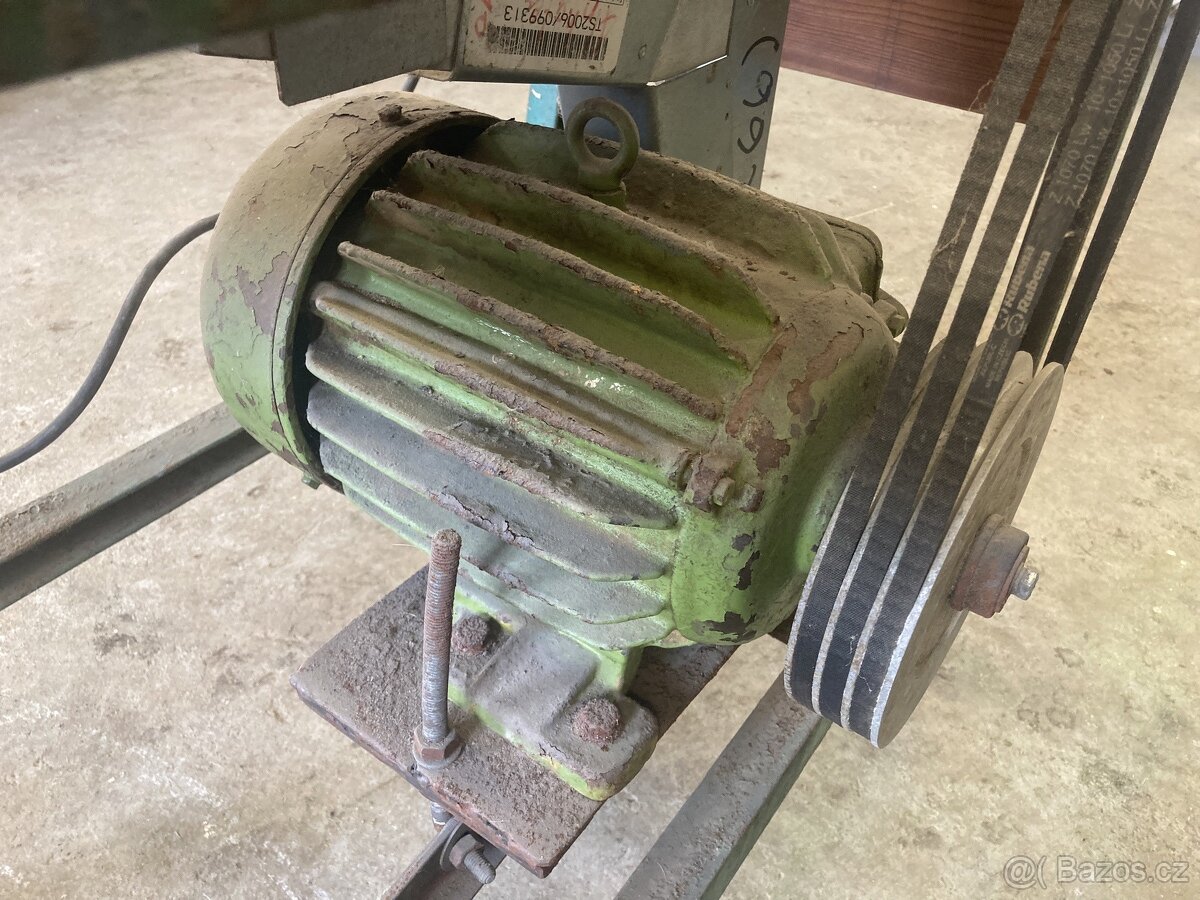 Cirkulárka / stolní kotoučová pila - 7