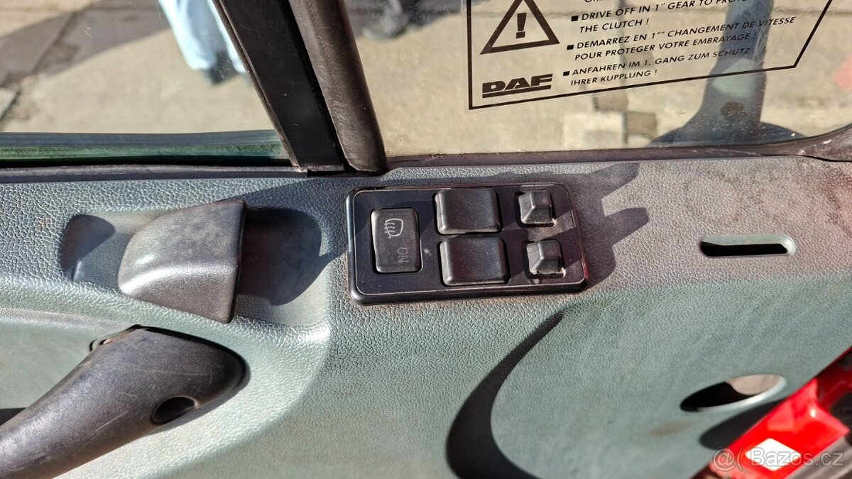 DAF CF 65.220 + HR - 7