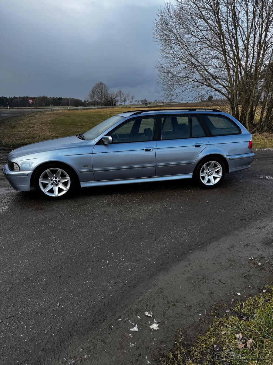 BMW E39 525D - 7