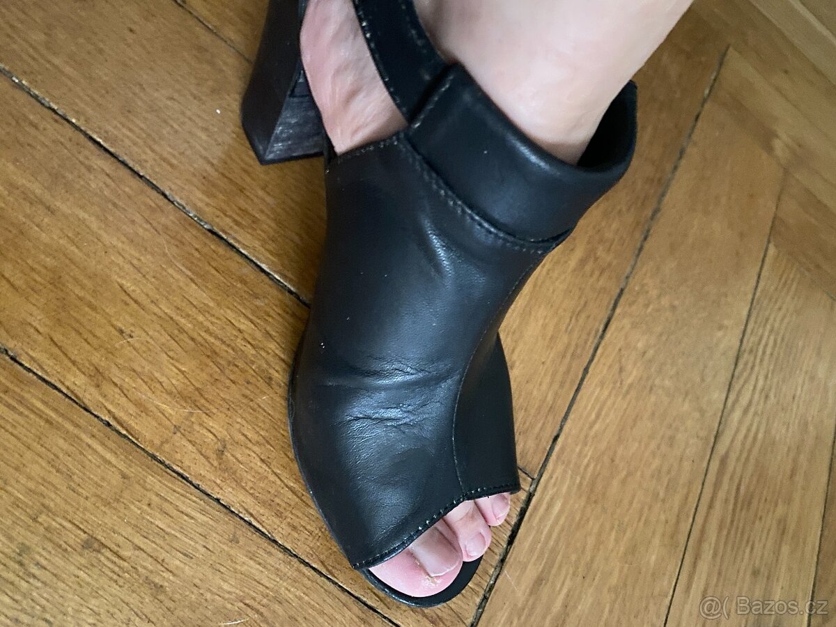 Kožené sandále Baťa - 7