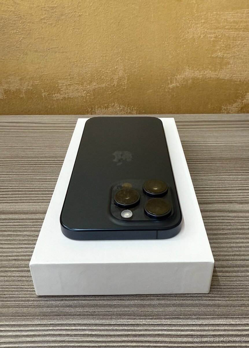 Apple iPhone 15 Pro 512GB Modrý, 100% baterie - 7