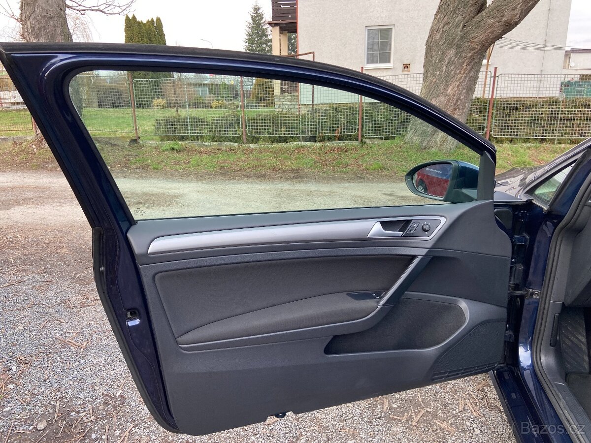 VW Golf 1,2 TSi P+Z Senzory, Klima - 7