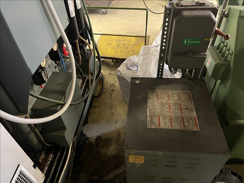 CNC obráběcí centrum Cincinnati ARROW WMC-750 - 7