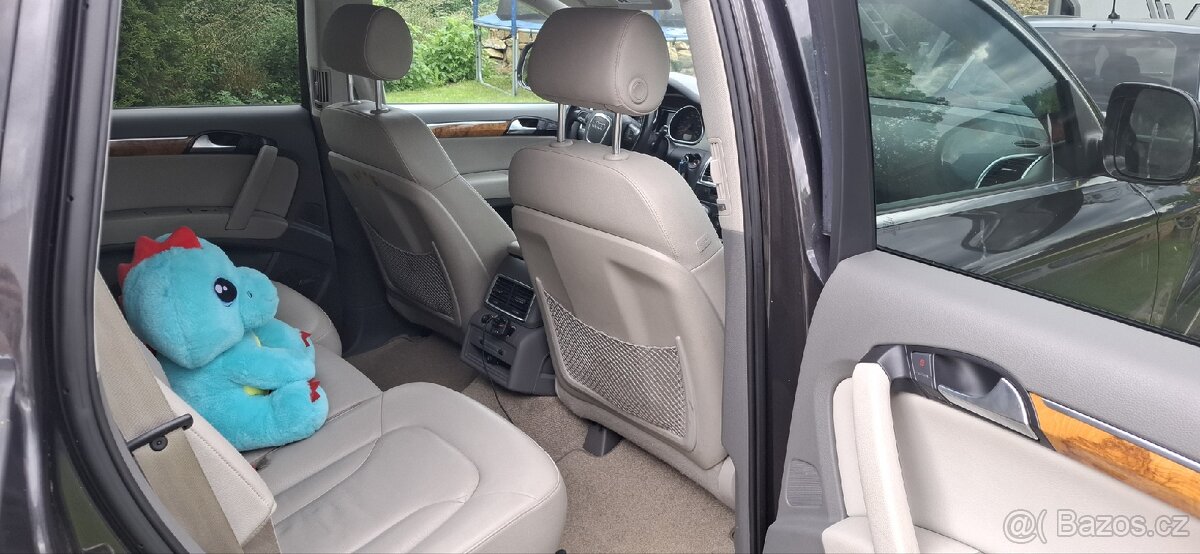 Audi Q7 - 7