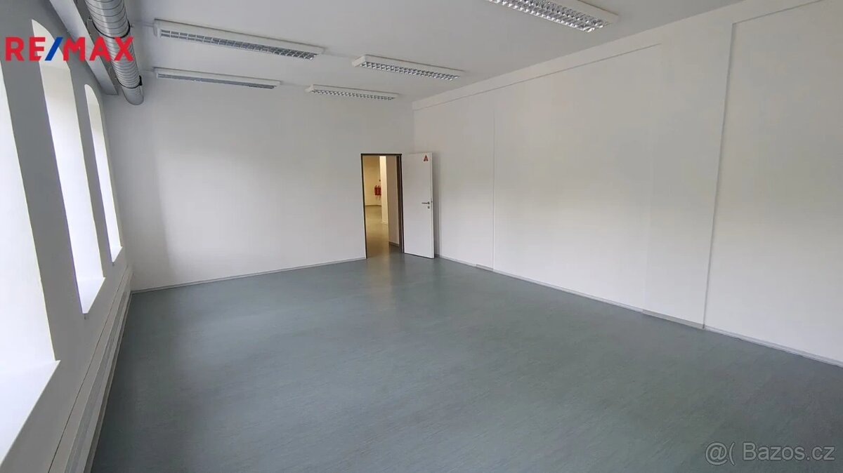 Pronájem kancelářských prostor 228,93m² - Děčín - 7