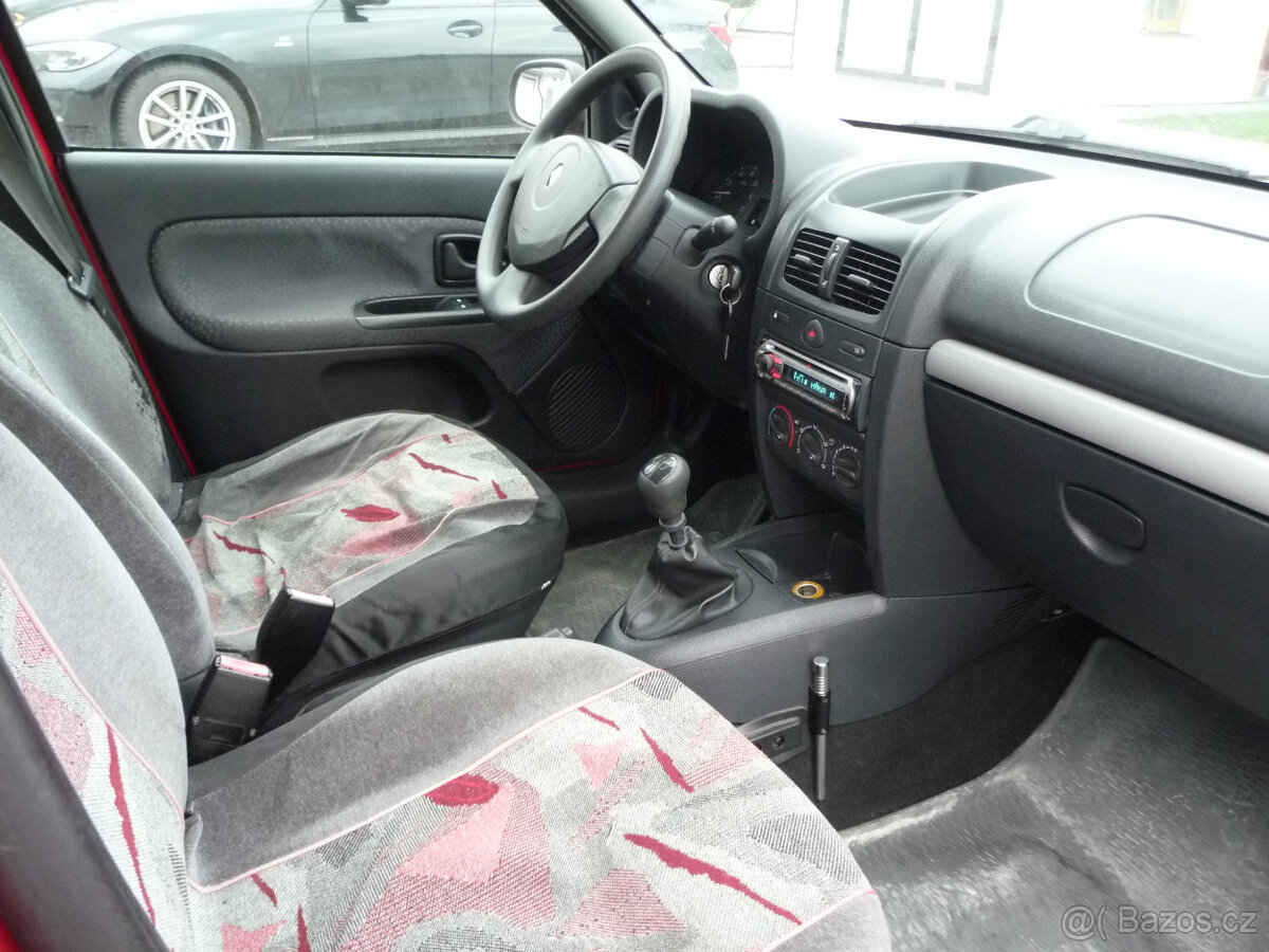 Renault Clio 1.2i najeto 87 200km 1.majitel koup.v čr - 7