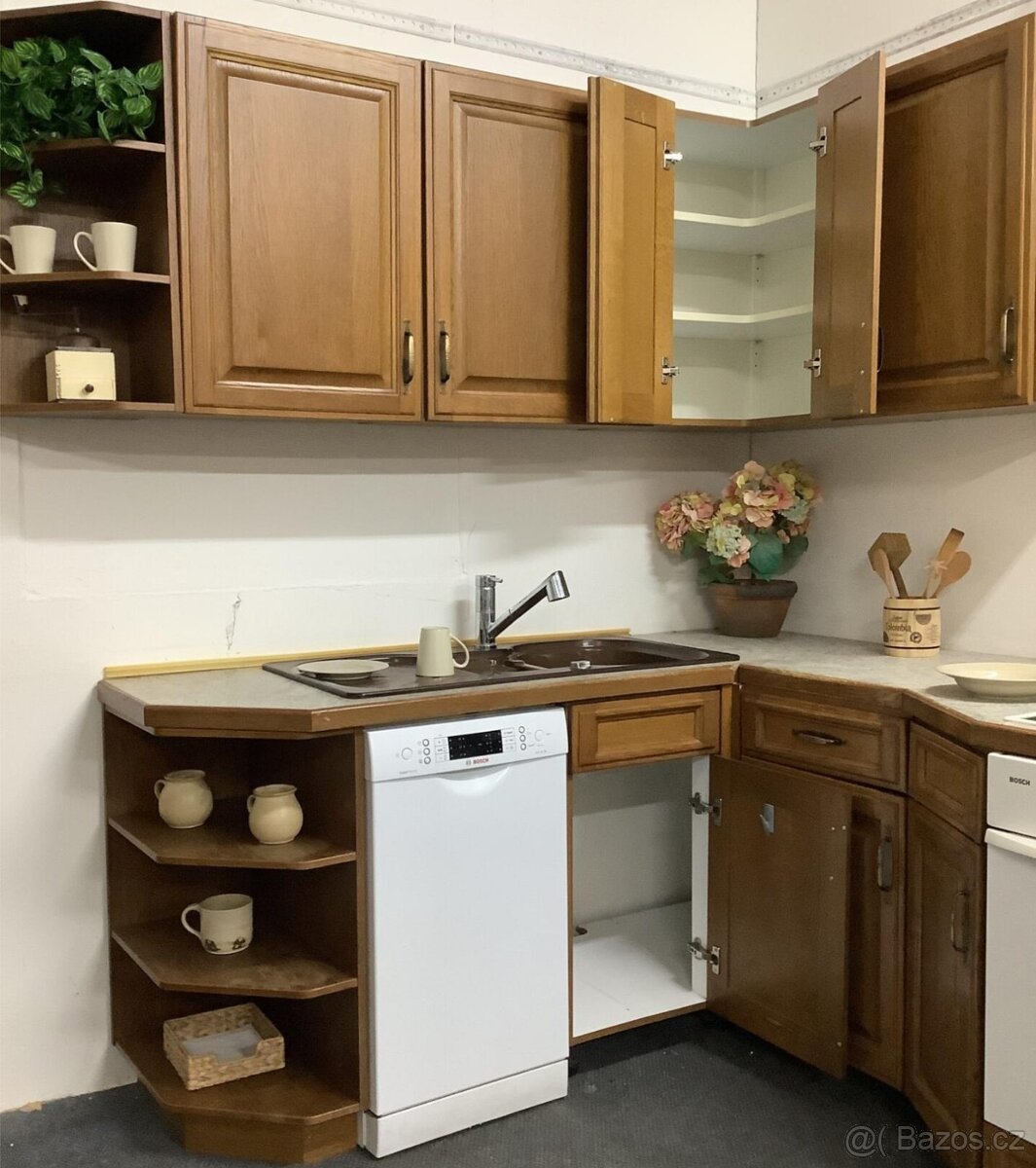 Tradiční rustikální kuchyně JUDITA - 7