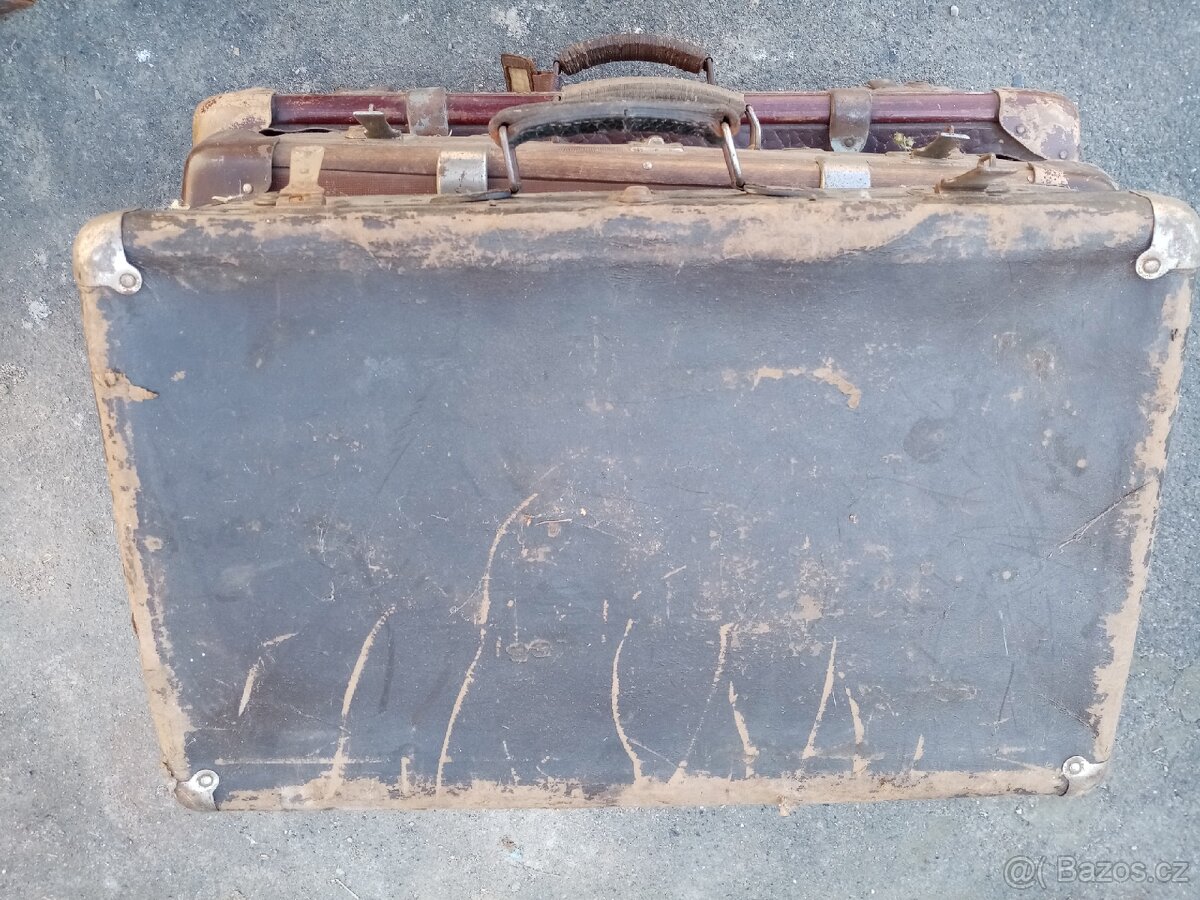 Staré kufry - 7