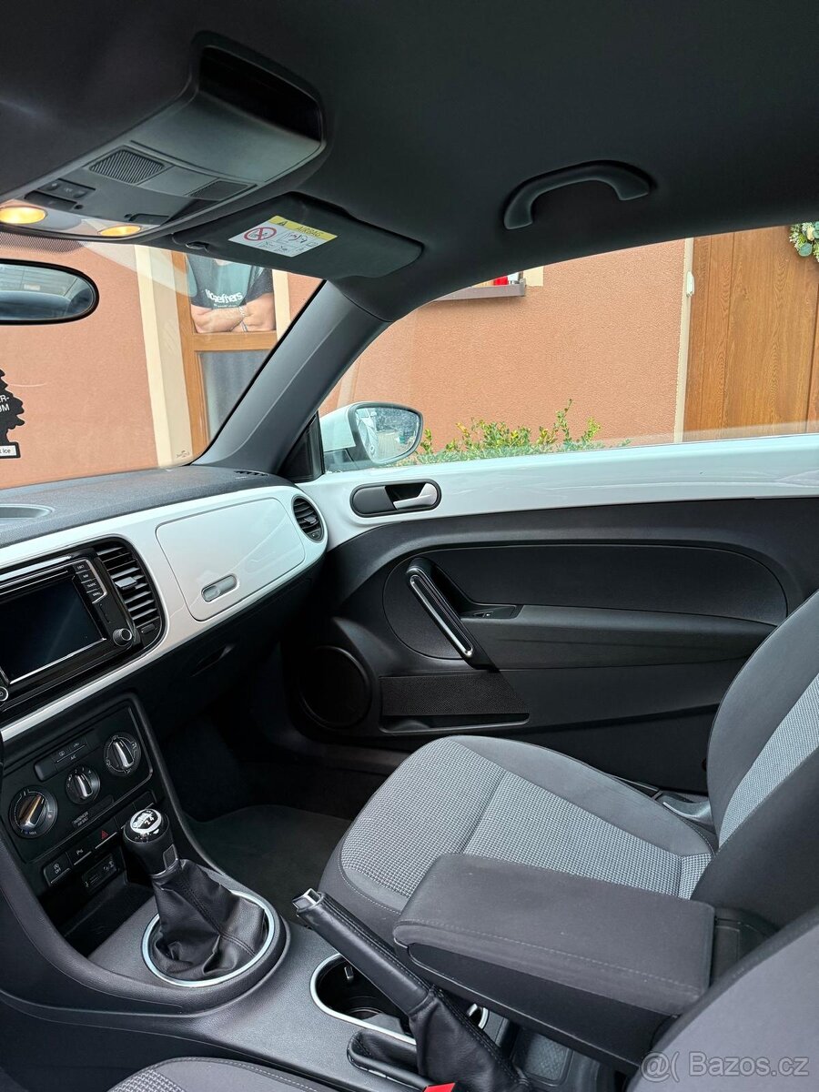 VW Beetl 2.0 TDI - 7